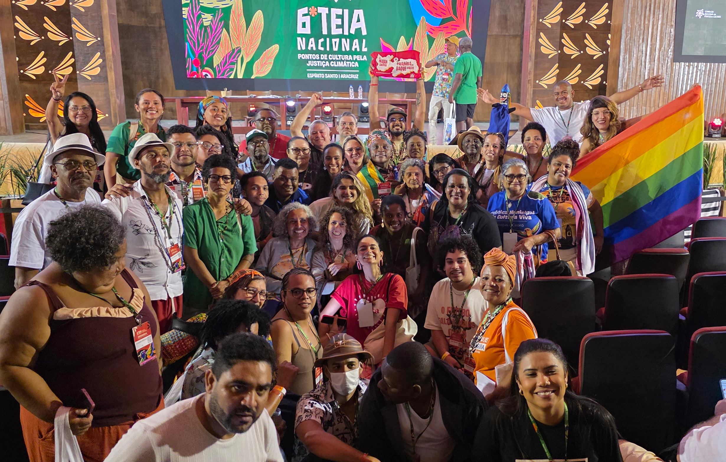 Grupo de delegados dos Pontos de Cultura reunidos na 6ª TEIA Nacional pela justiça climática